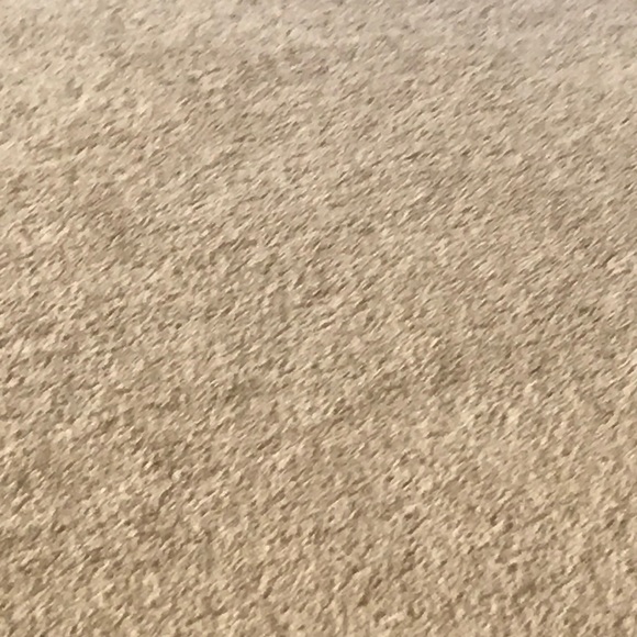 Meet your Posher, Jessica - Picture 1 of 1